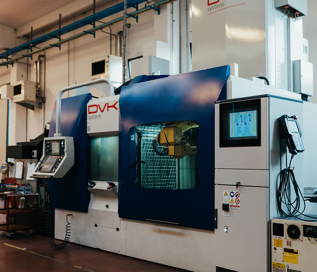 5 axis machining centers